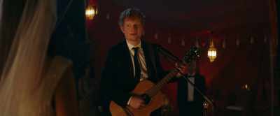 ♪ I found a girl, beautiful and sweet ♪ - Red Notice
