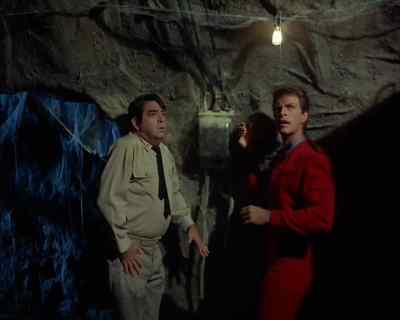 I found a switch. - Land of the Giants