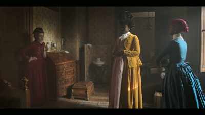 I found her
searching through your trunk. - Dangerous Liaisons