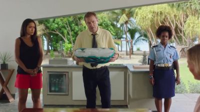 I found this near
where Patrice was shot. - Death in Paradise