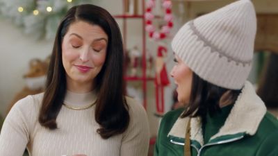 I found you the apartment,
an, - Trading Up Christmas
