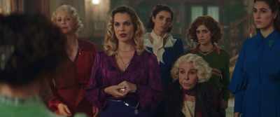I gave it to him,
and he couldn't stop laughing. - 7 Women and a Murder