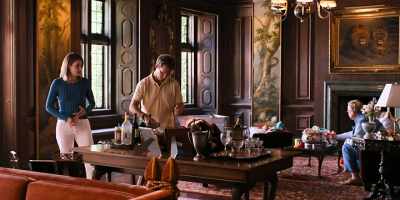 I get the distinct feeling that
Merrill Morgan does not want me here. - Friends from College
