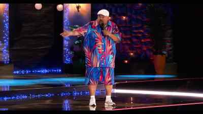I get to the register, and I say, - Gabriel Iglesias: Legend of Fluffy