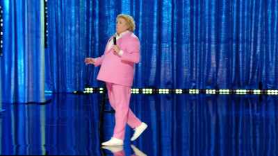 I go, "Mom! Mom! Mom! Mom!" - Fortune Feimster: Crushing It