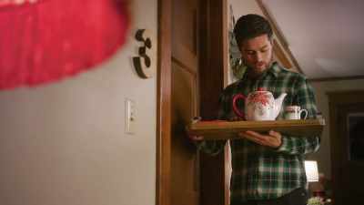 I was going to bring you soup,
but if I'm being honest, - The Christmas Listing