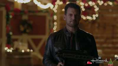 I was gonna drop off a note. - Christmas in Evergreen: Letters to Santa