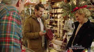 I was gonna make you wait
until Christmas, but, - Romance at Reindeer Lodge
