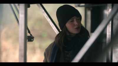 I was gonna vote for a centrist, - The Girls on the Bus