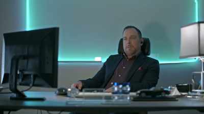 I got a call from your assistant
today telling me that - Flipping for Christmas