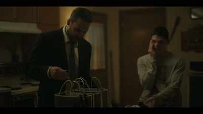 - I got you a Frisbee.
- Kaylee. A little plushee! - Painkiller