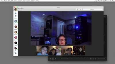I got a new laptop.
(LAUGHS) - Unfriended: Dark Web