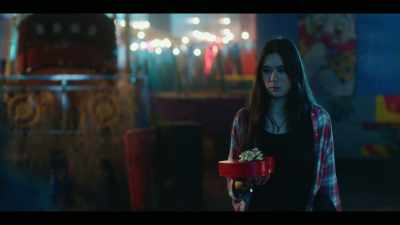 - I got a note asking for...
- Nah, I didn't ask for those. - Crazy Fun Park
