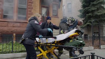 I got a pulse. He's breathing. - Chicago Fire