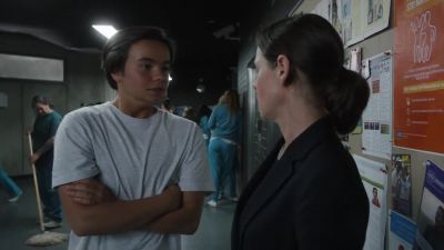 I got a report that you were
assaulted by another prisoner. - Wentworth
