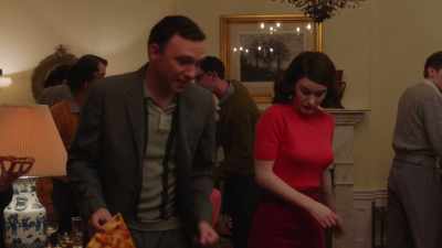 - I got a set downtown in a half hour.
- Oh. - The Marvelous Mrs. Maisel