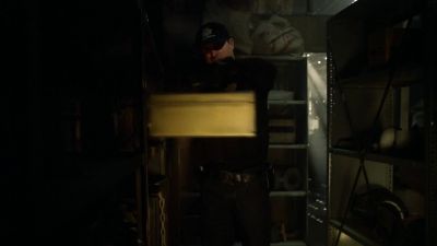 I got a toolbox here. - CSI: Crime Scene Investigation