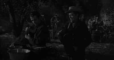 I got your bedroll
from the wagon. - Cast a Long Shadow
