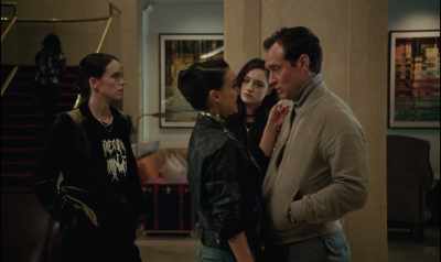 - I got to get out of here...
- Fine! Take security. - Vox Lux