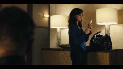 I got to hit him back, - Jett