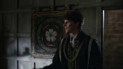 I got into a scrap just
around the corner from here, - The Spanish Princess