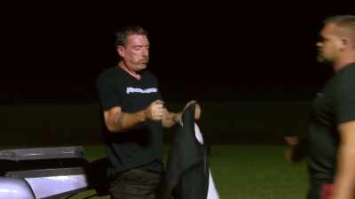 I got after it again right in
the middle and it just... [grunts] - Street Outlaws No Prep Kings Team Attack