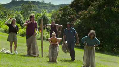 -I got it! I got it! I got it!
-Come on! - Nine Perfect Strangers