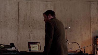 - I got it.
- You got it? - White Collar