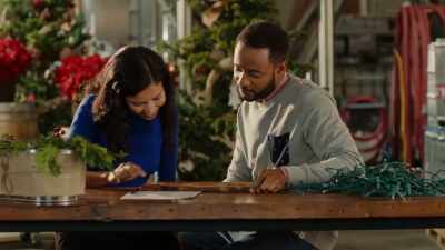 I even got this logo too. - Saying Yes to Christmas