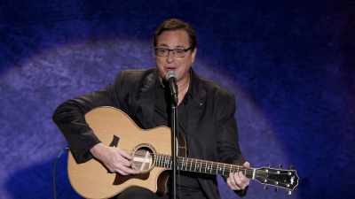♪ I got on board,
was looking forward ♪ - Bob Saget: Zero to Sixty
