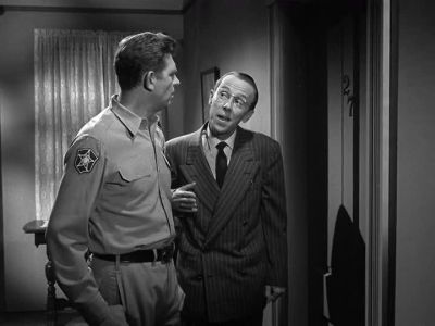 I GOT SUSPICIOUS RIGHT OFF - The Andy Griffith Show