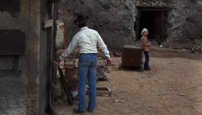 I got the detonator set. - Night of the Lepus