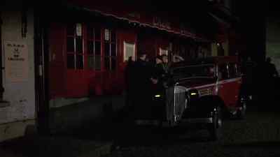 I got the fare.
You get the drinks? - The Other Side of Midnight