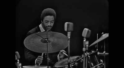 - I got the feeling that
Miles was just looking - Ron Carter: Finding the Right Notes