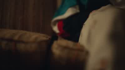 I got the money right here. - Euphoria