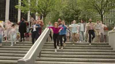 ♪ I got the music in me
- ♪ Yeah - Zoey's Extraordinary Playlist
