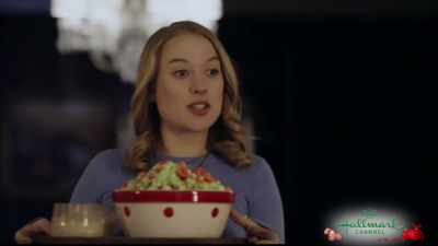 I got the popcorn red
and green because - A Cheerful Christmas