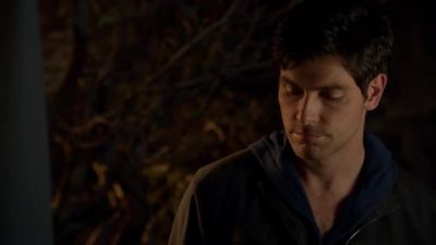 I got the spare room
all made up. - Grimm