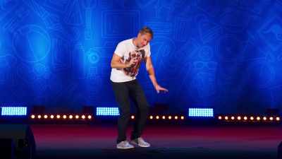 I got that wrong. l've been filming them.
l've been interviewing them. Interviewing. - Russell Howard: Recalibrate