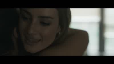 I got you a coffee. - Tell Me Lies