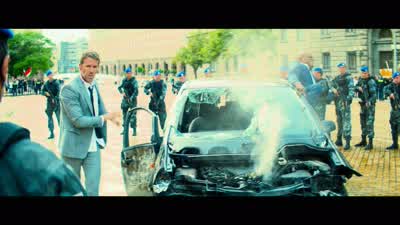 I got your witness, Darius Kincaid. - The Hitman's Bodyguard