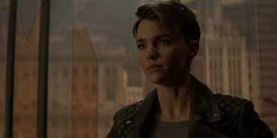 - I gotta find her.
- Yeah, where do you think she is? - Batwoman