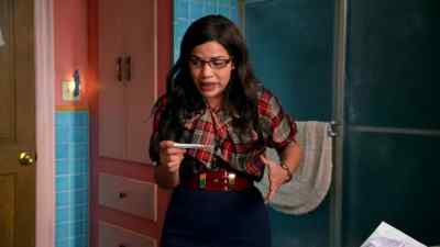 I gotta get in there. - Ugly Betty