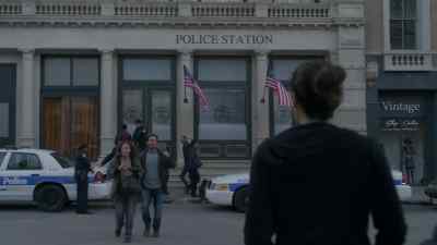 I gotta go back.
I'll call you up later.Yeah, okay. - Absentia