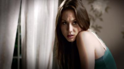 I GOTTA GO.
MY FRIEND'S HERE. - Pretty Little Liars