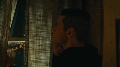 - I gotta go. - Mr. Robot