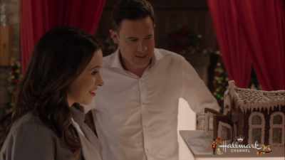 I gotta hand it to you you have a you - The Sweetest Christmas