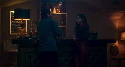 - I gotta make a call...
- Jaime... - Too Old to Die Young