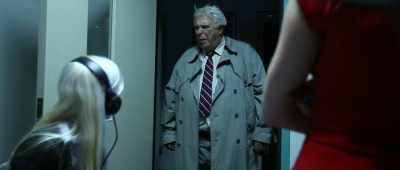 - I gotta make a pit stop, - Lost Angelas