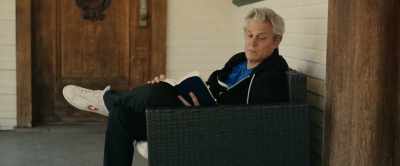 ♪ I gotta say goodbye ♪ - Sweet Dreams